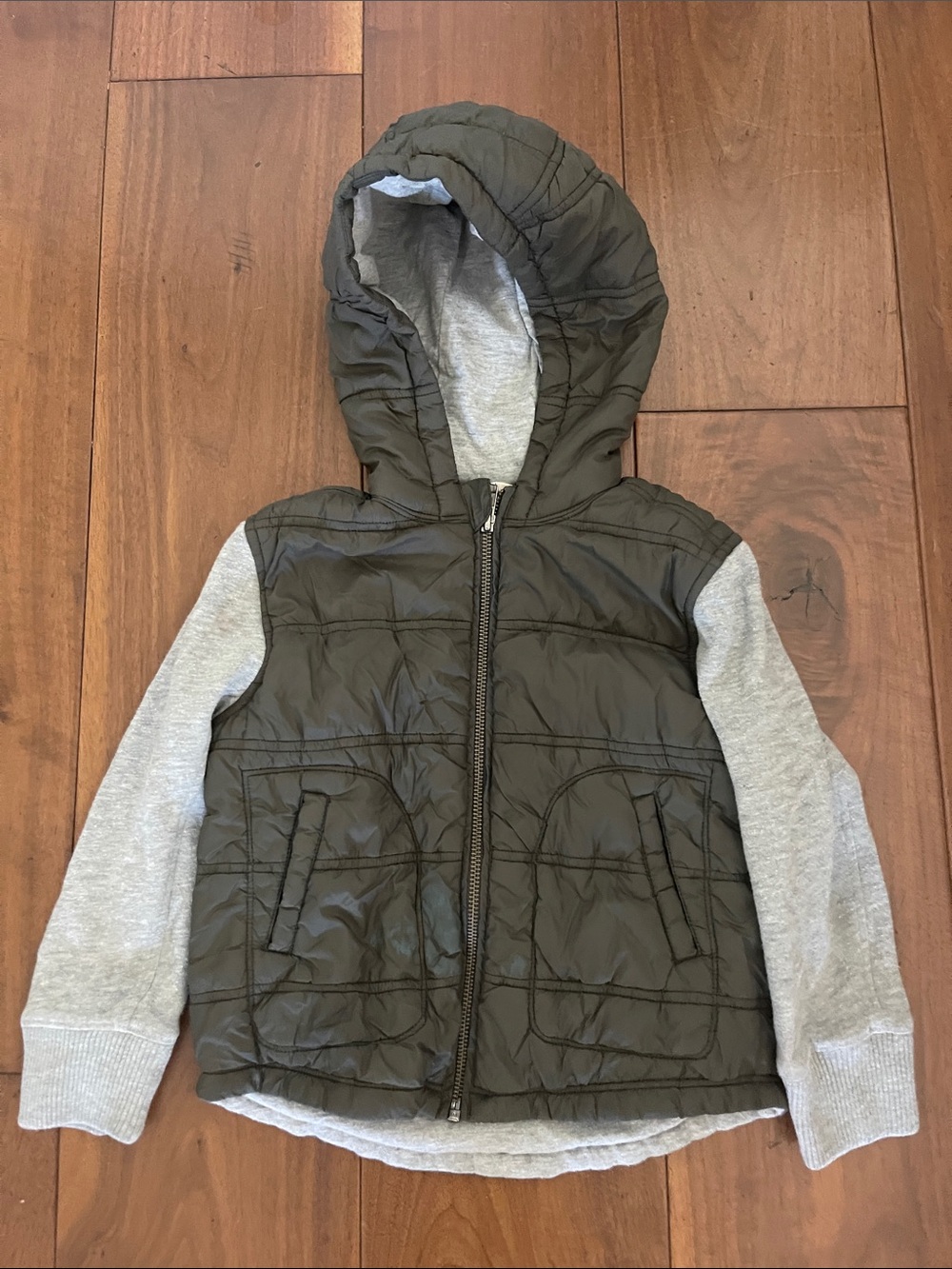 Tucker + Tate Olive Quilted Hooded Vest with Heather Gray Sleeves